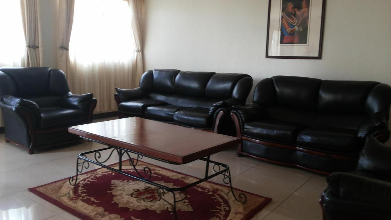 Westcliff Hotel Lira 外观 照片